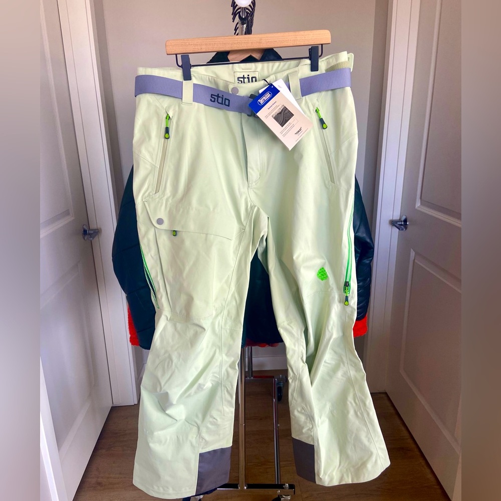 STIO Women's Environ Pant Snow Pants Sprout Green XL 🔖